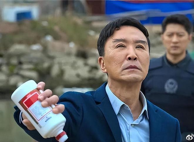 回顾长得丑演技还烂，满脸写着“关系户”的5位演员，看着就心烦（组图） - 4