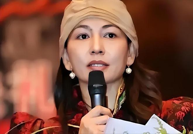 戏里土炸，戏外时髦精，《刑警的日子》60岁的她才是“人间清醒”（组图） - 16