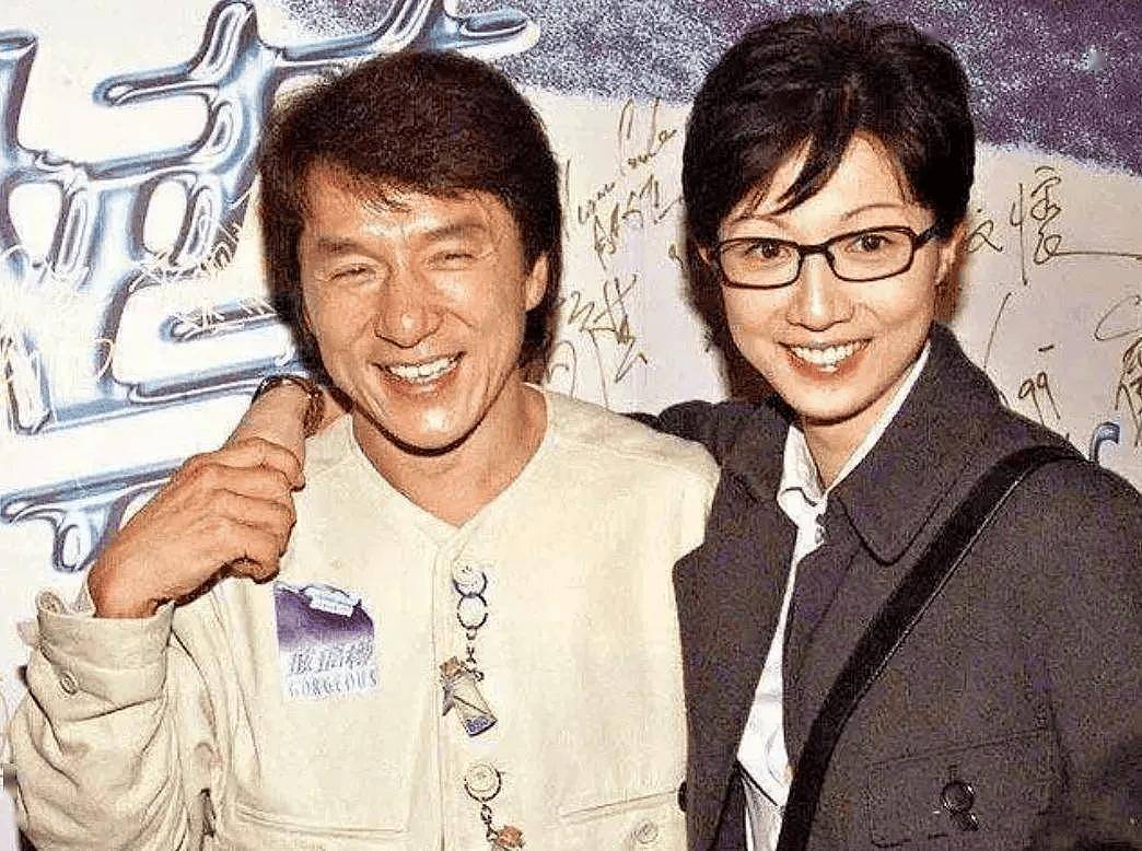还记得成龙的女儿小龙女吗，和母亲断绝关系至今？（组图） - 7