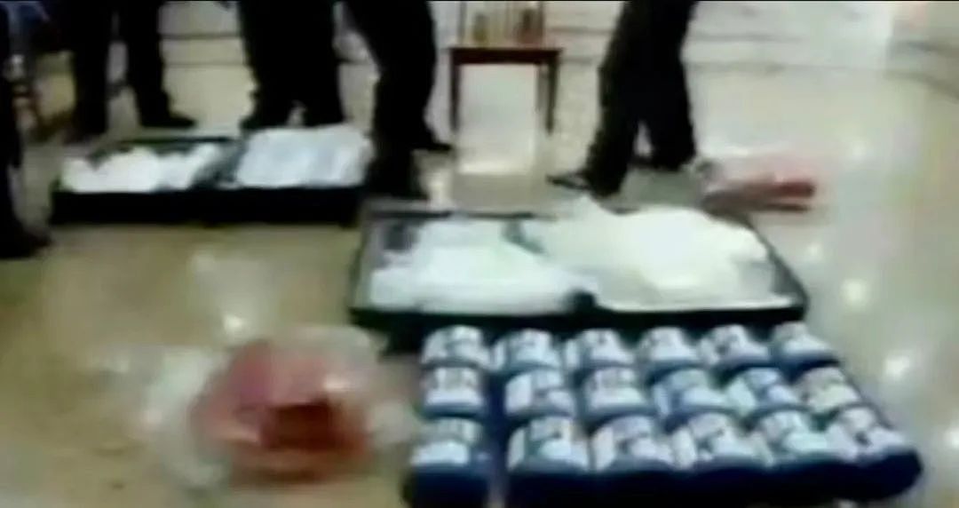 震惊！华人帮朋友带物品回国，海关发现后竟判其死刑？这些忙千万不能乱帮…（组图） - 2