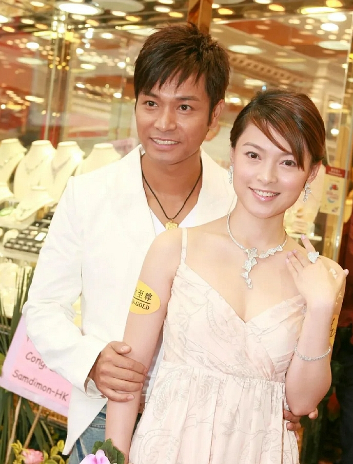 离婚一年后，再看郭晋安和欧倩仪的婚姻，才发现郭晋安有多精明（组图） - 4