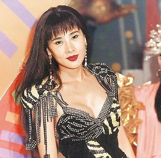 瘫痪渣男早已去世!逼老婆自杀被儿子目击,急诊室前研究遗产想占为己有,被小三骗走全部钱财中风离世?(组图) - 1