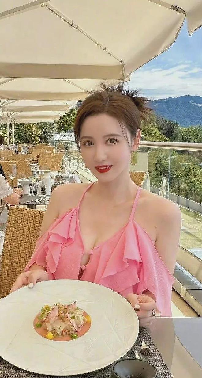 【美女】澳洲留学美女张萌随手一拍，都那么吸引人，充满了诱惑力（组图） - 12