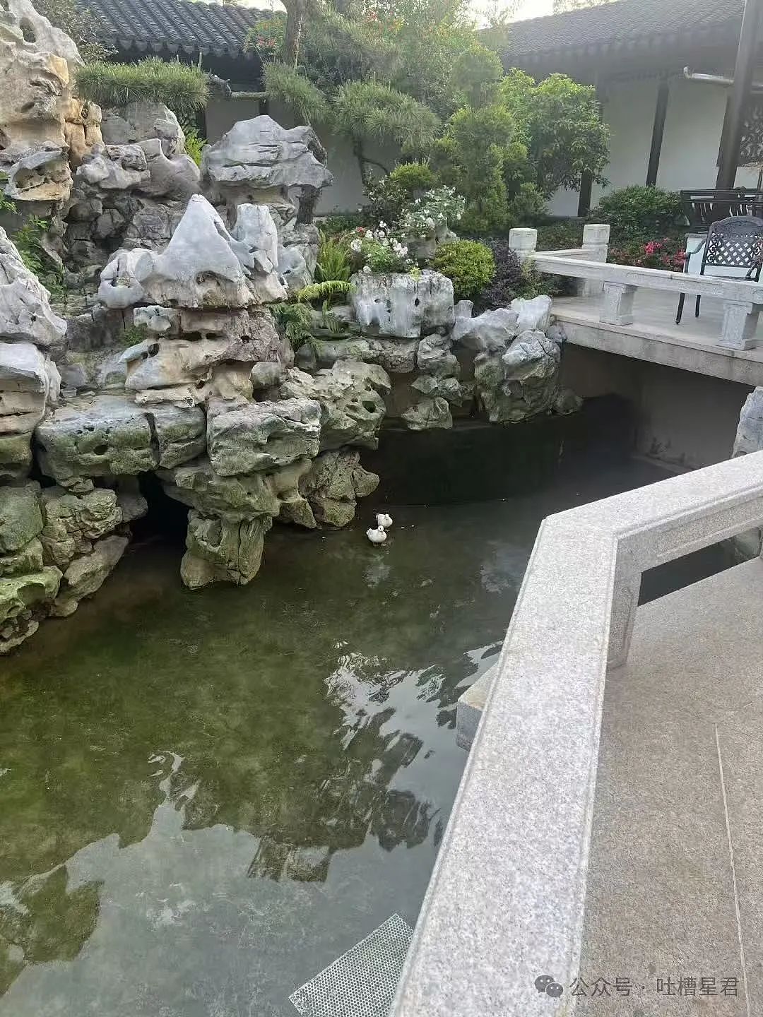 【爆笑】“穿上网购牛仔裤妙龄少女秒变罗圈腿...？”哈哈哈商家笑了三天才发货（组图） - 60