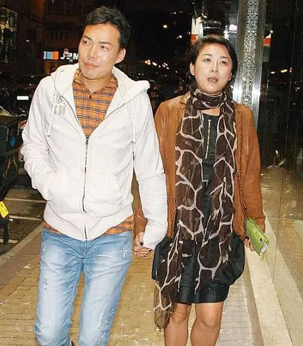 四度人工受孕！相爱8年出轨嫩模，把老婆气到自杀，60万终于生二胎（组图） - 36