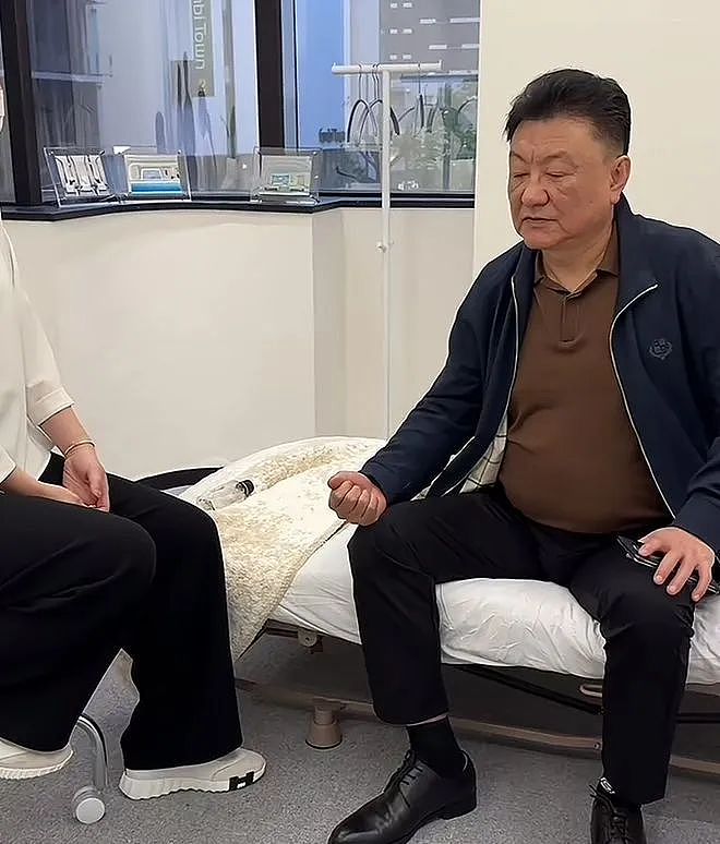 前央视“名嘴”王宁被曝日本做大血净！61岁脸色发暗，疑肾脏有问题（组图） - 6
