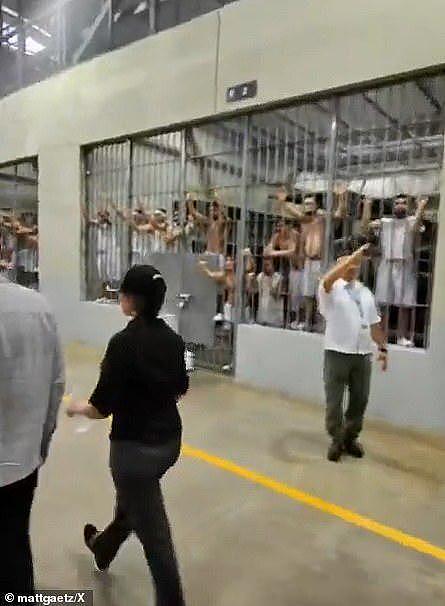 铁窗内的尖叫：萨尔瓦多超级监狱曝光，美国议员亲历“人间地狱”（组图） - 3