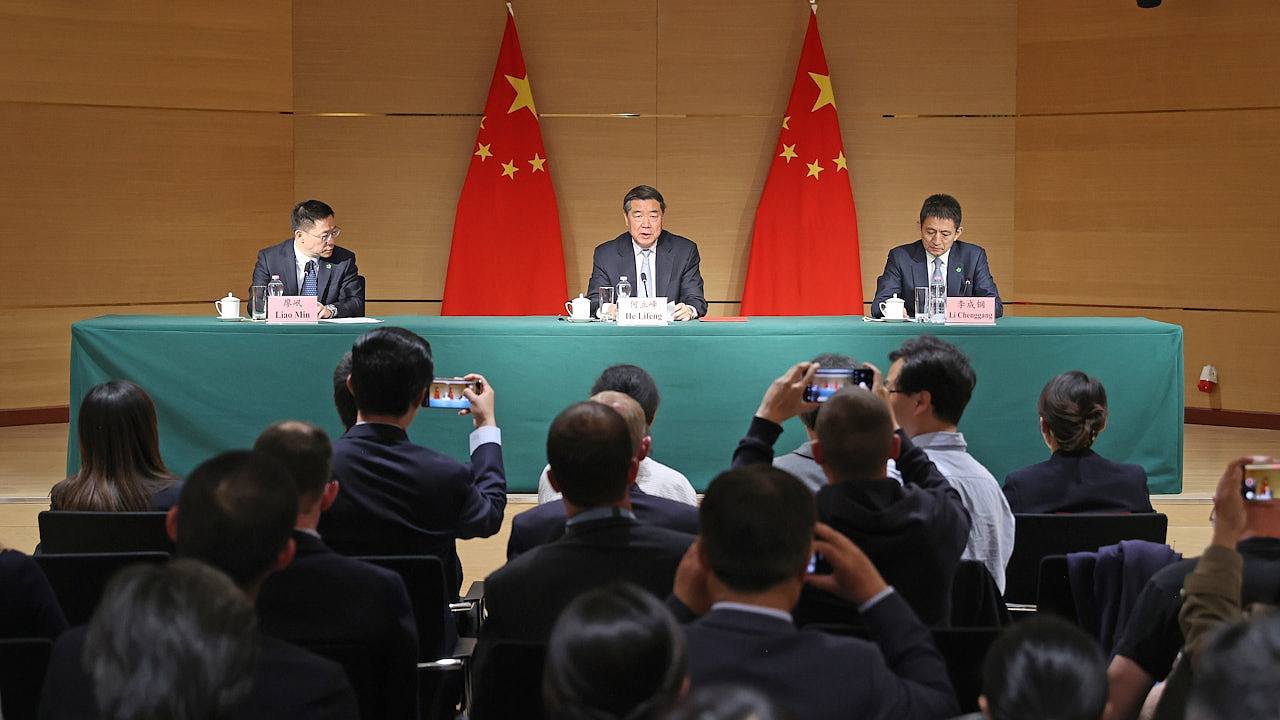 中美经贸会谈联合声明，大幅暂缓4月以来关税执行（组图） - 1