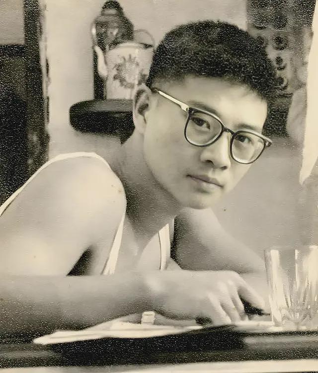“香港才女”把刀插在“邵氏一哥”床上，娱圈“灭绝师太”的瓜（组图） - 2