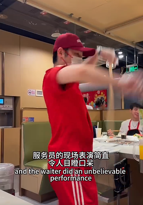 美国小哥在中国海底捞被服务惊呆，想给小费却遭拒！他开心分享，没想到评论区这画风（组图） - 11