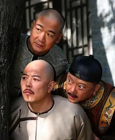 77岁王刚被传移民美国?儿子正读高中,他已走上另一条人生大道…(组图) - 9