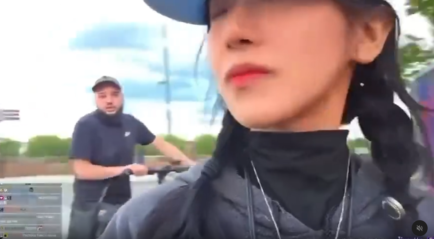 “肮脏的中国女人!”亚裔网红法国街头遭不明男子辱骂袭击,副市长震怒全力追查(视频/组图) - 1