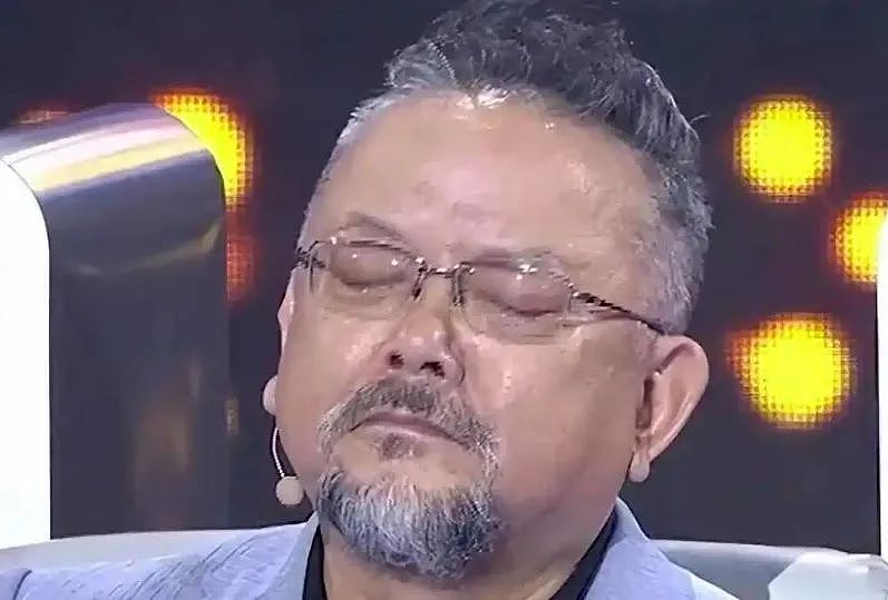 77岁王刚被传移民美国?儿子正读高中,他已走上另一条人生大道…(组图) - 13