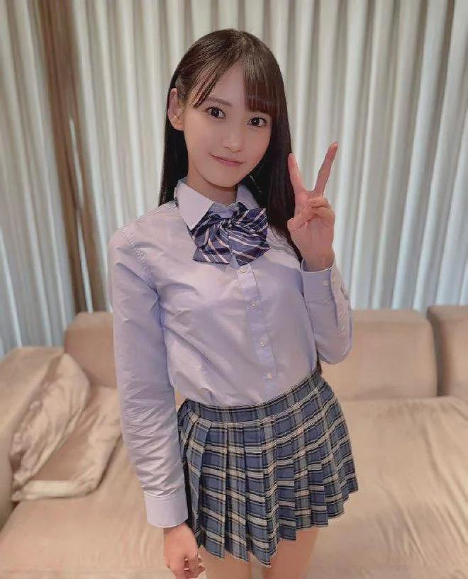 【美女】高颜值女艺人，明眸皓齿，笑容可人，纤纤细腰让人禁不住把玩（组图） - 27