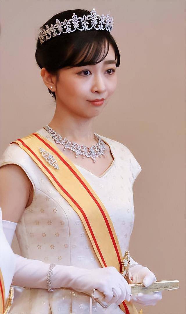 日本公主宣布结婚:嫁普通职员,放弃王室身份(组图) - 13