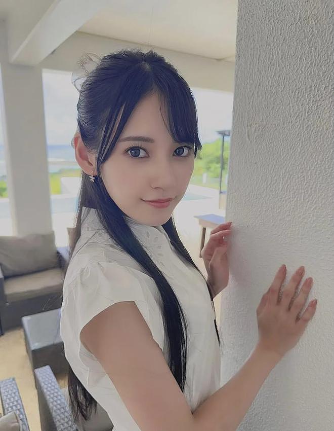 【美女】高颜值女艺人，明眸皓齿，笑容可人，纤纤细腰让人禁不住把玩（组图） - 21