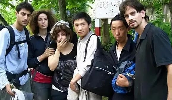 【社交】汶川地震中，以色列女孩被四川小伙救下，苦寻恩人13年后终于“重逢”了…（组图） - 8
