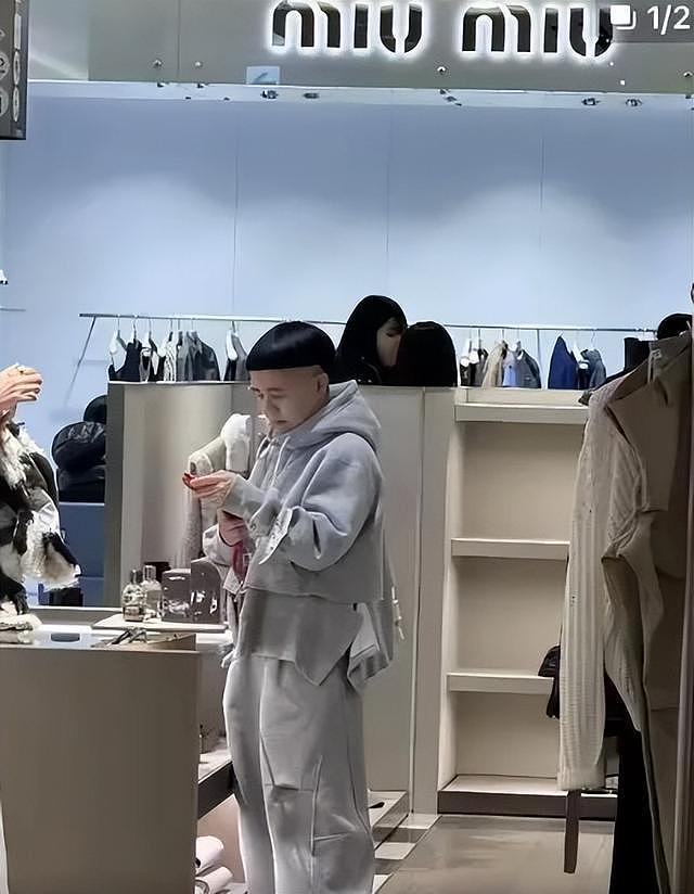 61岁王宁赴日本换血，金龟子陪同，手术画面曝光，知情者透更多（组图） - 13