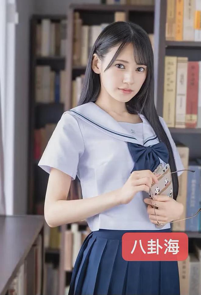 【美女】高颜值女艺人，明眸皓齿，笑容可人，纤纤细腰让人禁不住把玩（组图） - 1