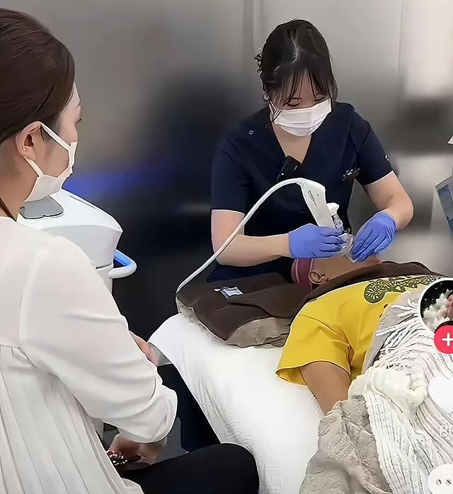 61岁王宁赴日本换血，金龟子陪同，手术画面曝光，知情者透更多（组图） - 9