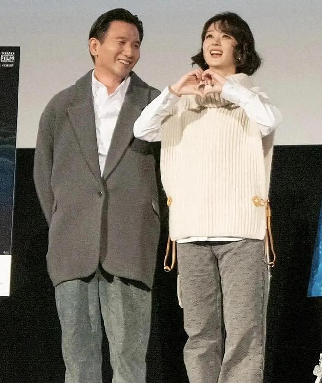 赵丽颖恋爱风波升级!赵德胤情史被扒,跟四搭女演员暧昧多年(组图) - 7