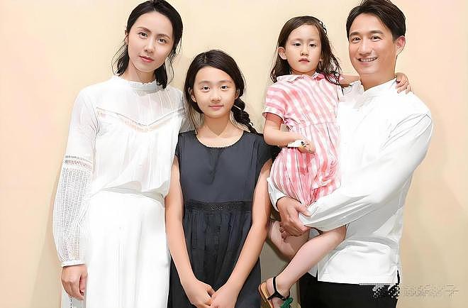 黄磊:娶学生孙莉,拒绝多位女星“暗示“,如今儿女双全成人生赢家(组图) - 15