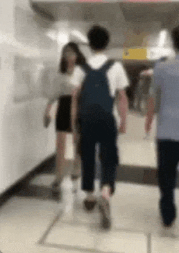 日本“撞人族痴汉”入侵英国?多名女生大白天街上被撞飞:他还发出满意的哼声!(组图) - 5