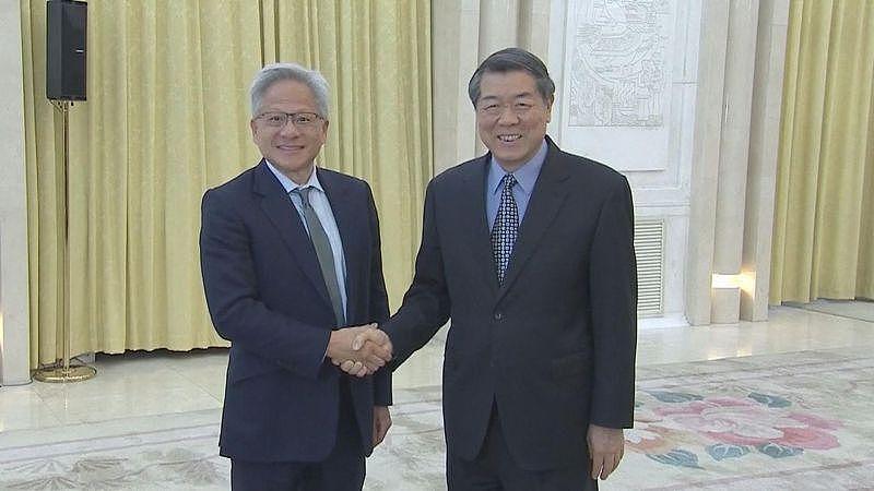 中方代表何立峰起底：曾是“他”的伴郎，跟黄仁勋讲台语（组图） - 1