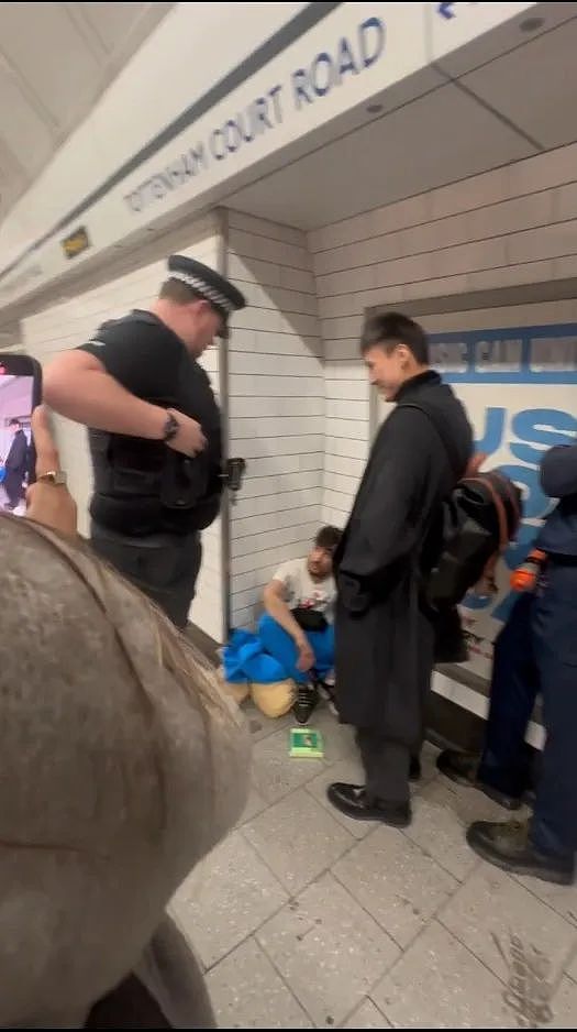 中国留学生伦敦被偷手机，狂追几分钟将贼拿下！英媒：伦敦贼的现世报来了（组图） - 18