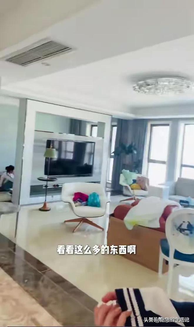 李亚鹏妻子自曝没钱了！从大平层搬到了水泥房，3岁女儿嚎啕大哭（组图） - 9