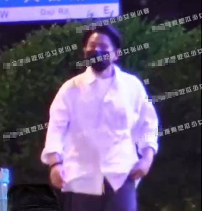 实锤!赵丽颖赵德胤恋情曝光,男方替女方带孩子,感情浓烈被曝二搭(组图) - 5