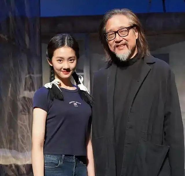 顶配资源加持却遭质疑!黄多多进圈,是星二代特权还是实力使然?(组图) - 6