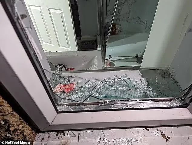 接触仅3次，妹子被男同事疯狂痴缠！各种求爱不得，他带着一堆避孕套闯进她家...（组图） - 6