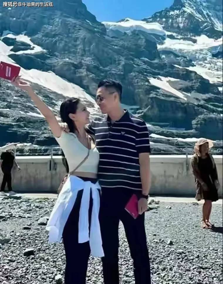 马筱梅母亲节收到儿女礼物，玥儿送了手工，箖儿写的卡片令人泪目（组图） - 9