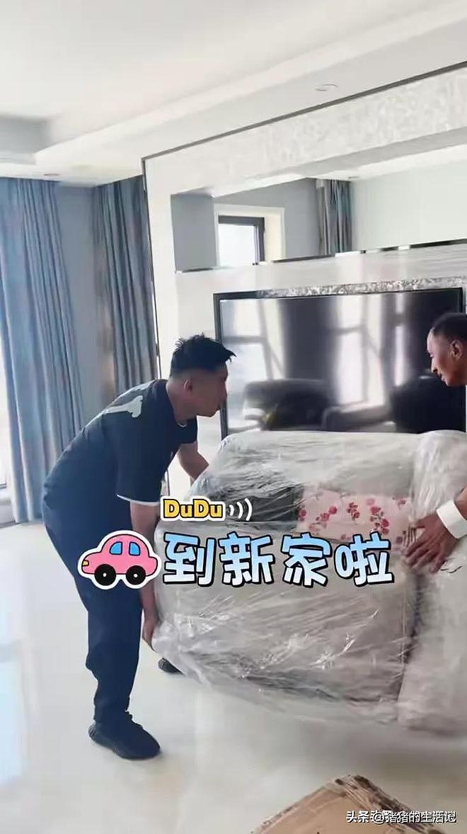 李亚鹏妻子自曝没钱了！从大平层搬到了水泥房，3岁女儿嚎啕大哭（组图） - 8