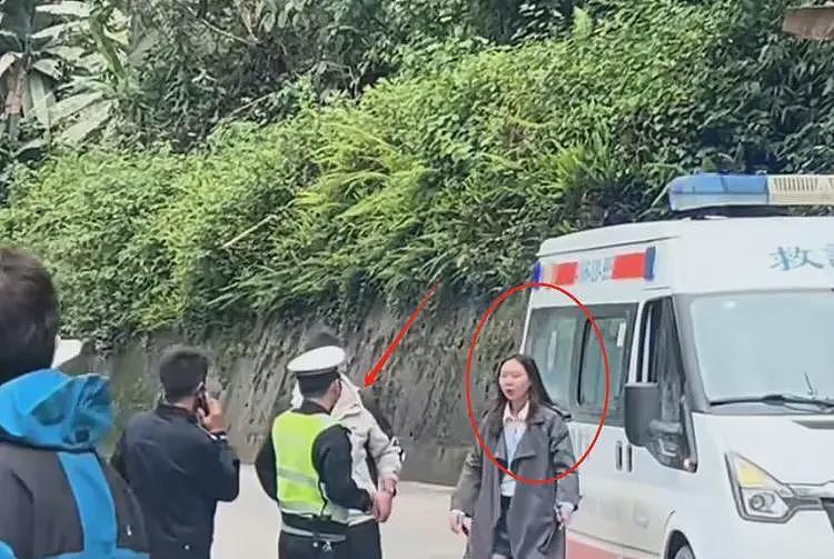两男一女开救护车旅游后续：博主发声，仅罚200，海南卫健委回应（组图） - 10