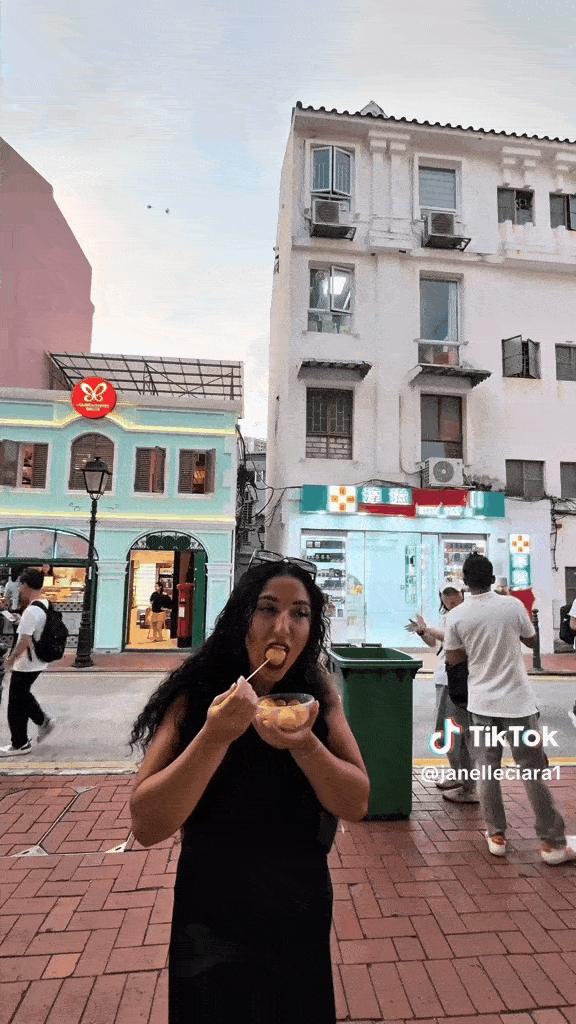 外国妹纸到中国旅游,逛了一圈心碎吐槽:中国没有中餐(组图) - 6