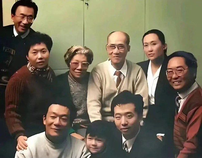 老演员们的罕见旧照，99%的人从未见过（组图） - 2