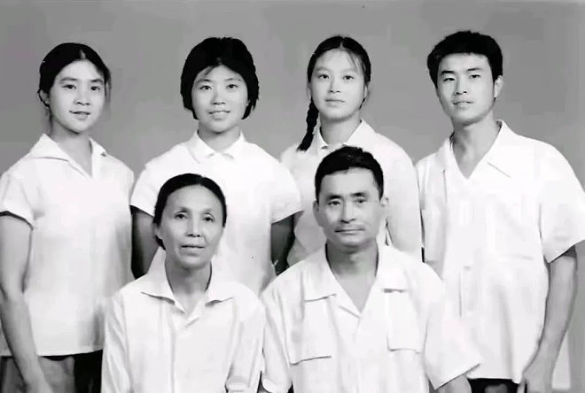 老演员们的罕见旧照，99%的人从未见过（组图） - 11