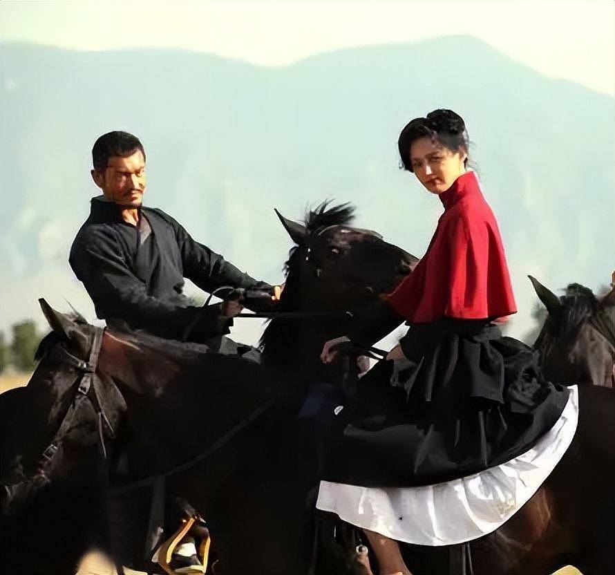 他是知名导演，女星张歆艺是他的第二任妻子（组图） - 10