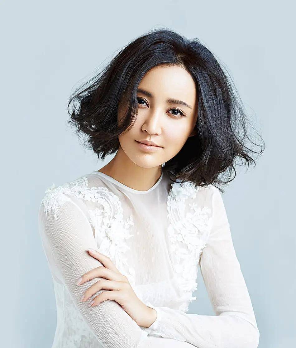 他是知名导演，女星张歆艺是他的第二任妻子（组图） - 14