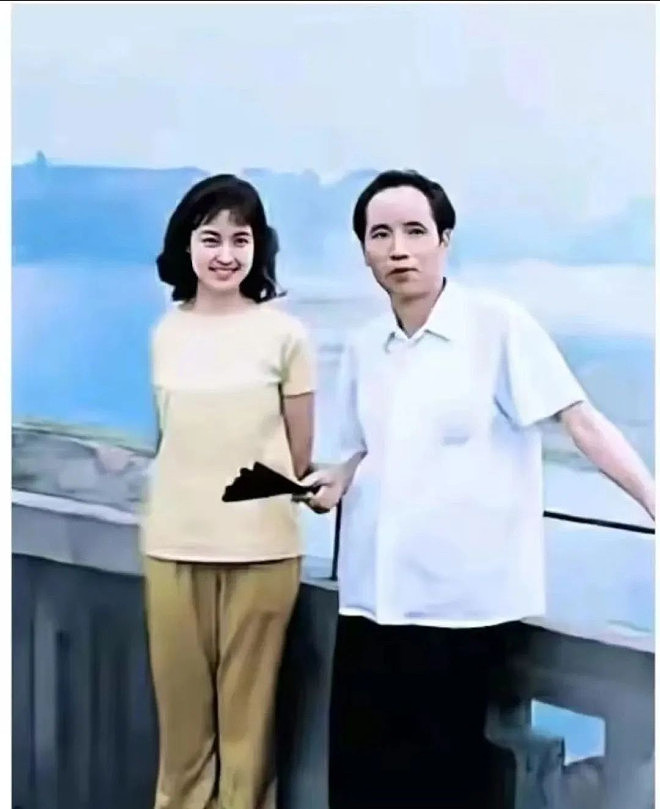 老演员们的罕见旧照，99%的人从未见过（组图） - 16