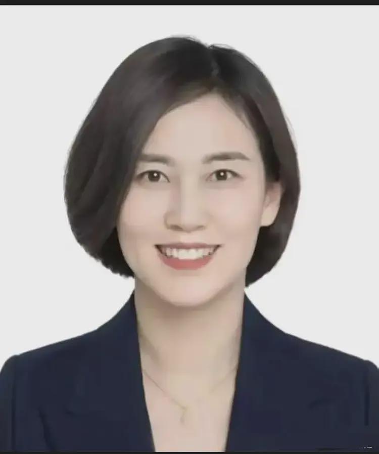 甘肃医院副院长获南丁格尔奖惹争议：写160篇论文，创造20项专利（组图） - 2