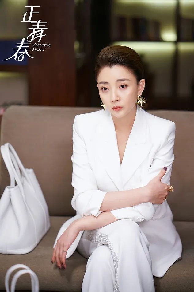 事实证明,45岁“有过6个前任”的殷桃,早已过上了神仙般的生活(组图) - 15