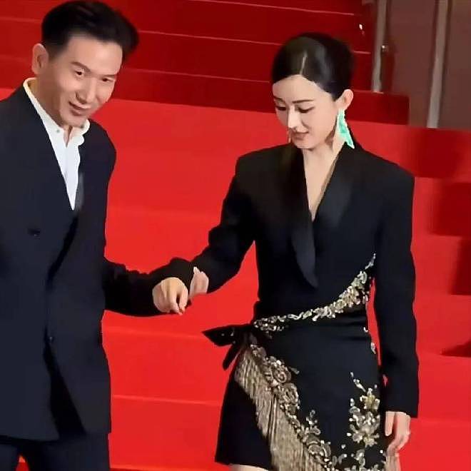 赵丽颖男友三代涉毒,前夫冯绍峰评论区沦陷,网友呼吁接孩子回家(组图) - 3