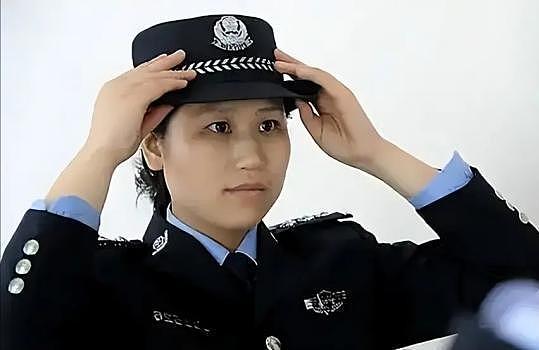17年前，汶川女警揭衣露乳哺育9婴，归来连升四级，最后结局泪目（组图） - 8