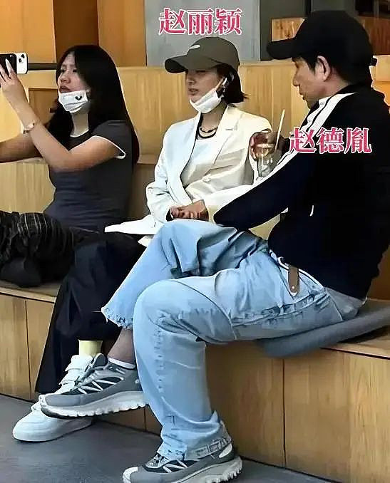内娱劳模姐终于有新恋情?其实早就有迹可循?(组图) - 26