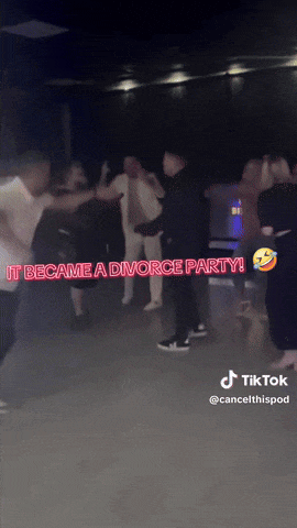 以为是生日派对，结果成了离婚现场直播：美国老公当众手撕出轨老婆，全场看傻了（视频/组图） - 6