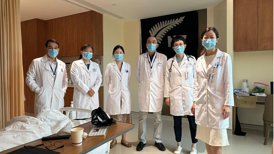 国外男子被“判死刑”后,飞往中国续命!“花了$60万纽币,捡回一条命”(组图) - 6