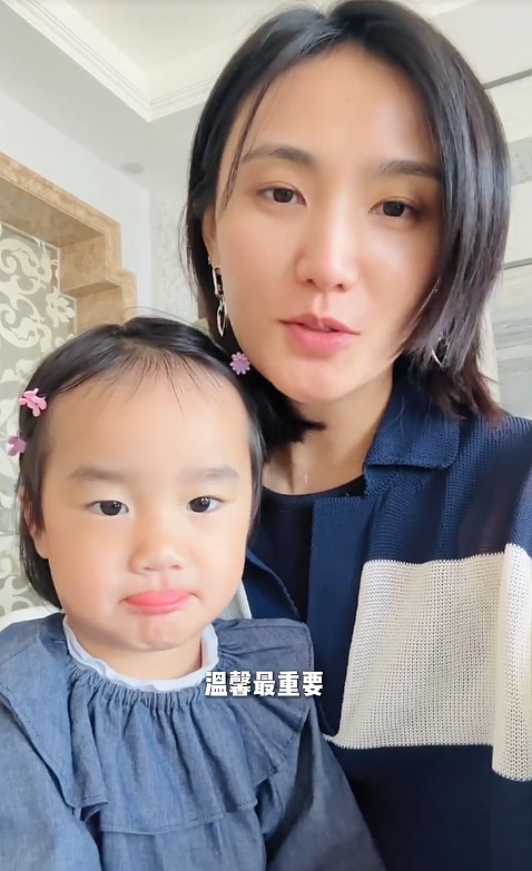 李亚鹏北京租房生活,日子却是越过越拮据,一家五口挤在小房子里(组图) - 5